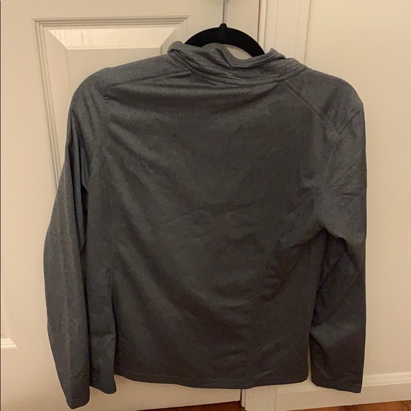 NorthFace Quarter zip - Picture 2 of 3